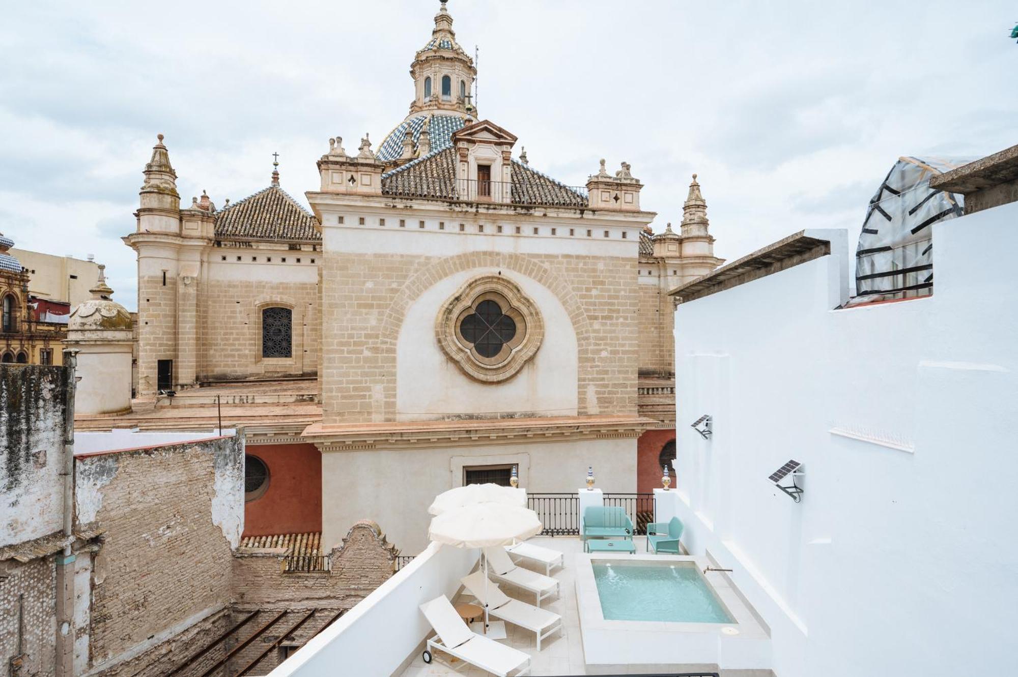 Ninesuites Cathedral Sevilla Exteriör bild